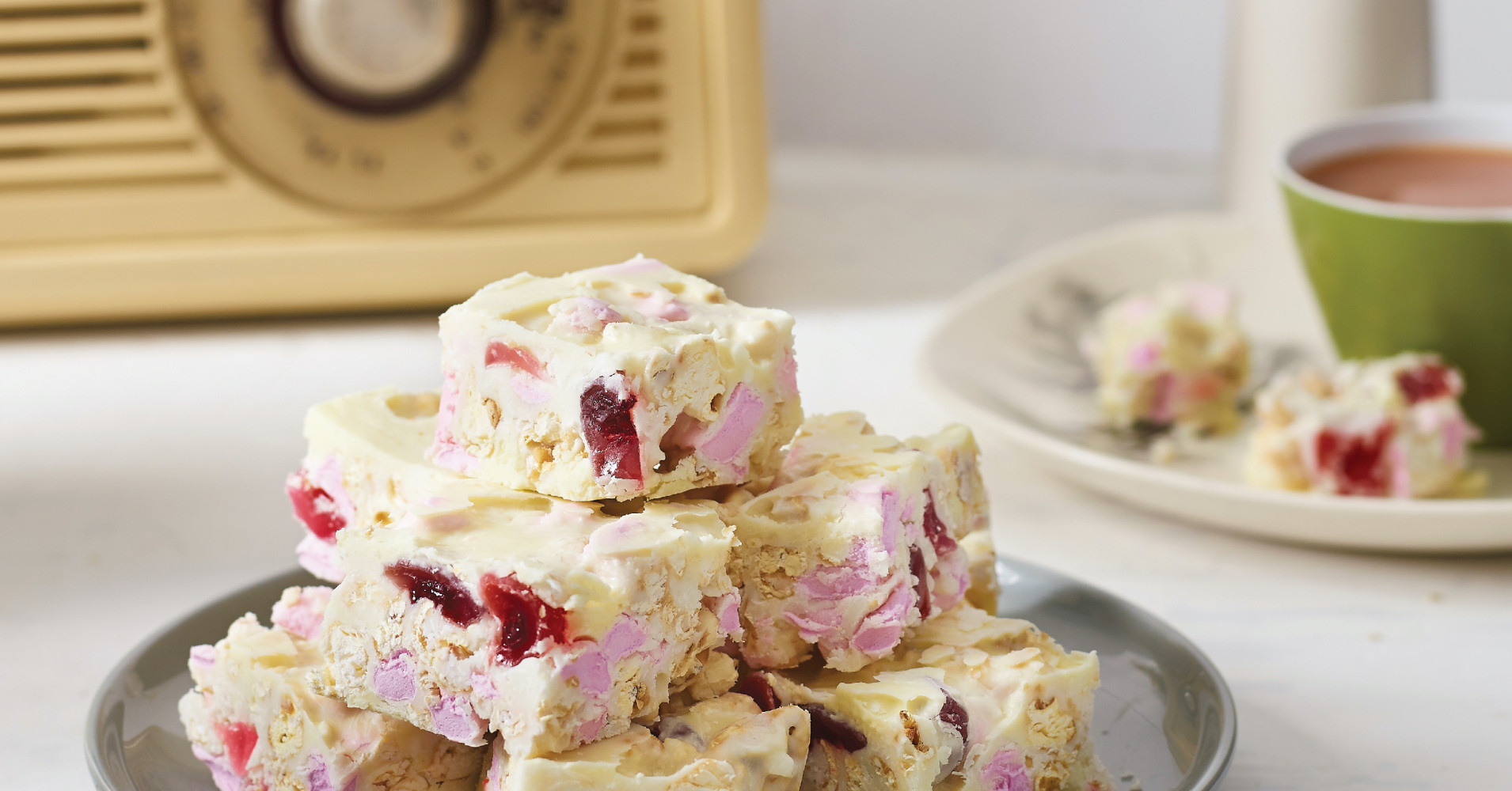White Chocolate & Raspberry Rocky Road Recipe | myfoodbook | Easy rocky road recipe